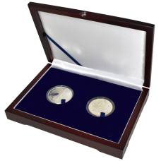 Guardhouse - Wood Display Box - 2 Capsules (L)